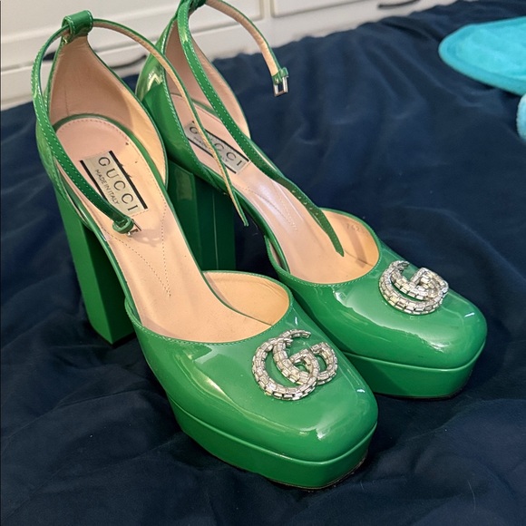 Gucci Shoes - Gucci Emerald Green Patent Leather Heels